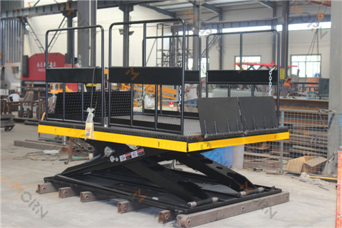 New designed Mini electric scissor lift for SG customer 1