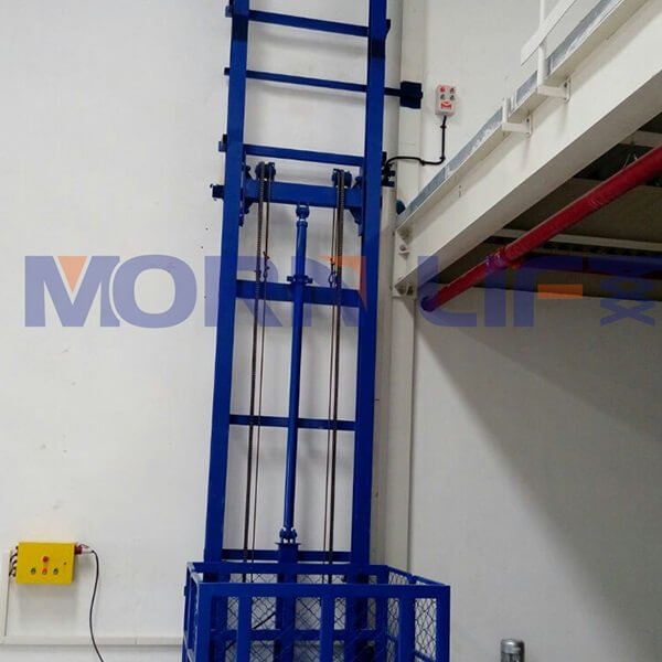 cargo lift in Abu Dhabi