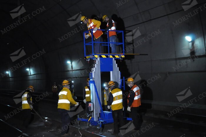 How to choose hydraulic aluminum lift platform3