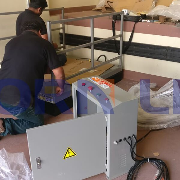 hydraulic scissor lift