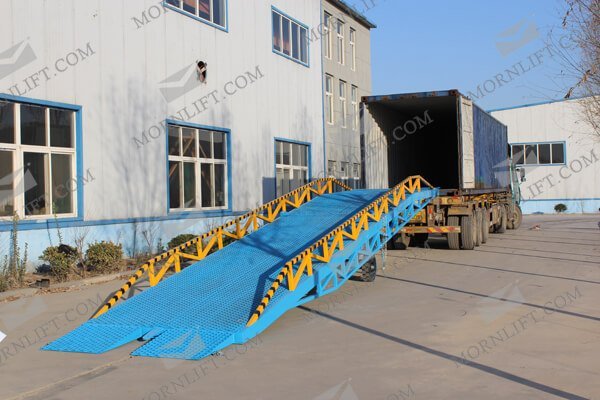 mobile loading ramp