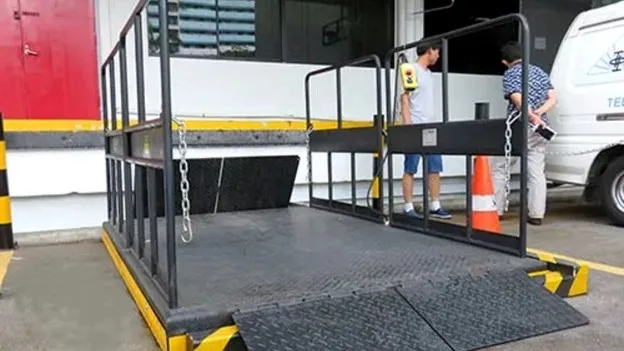 Read more about the article Understanding Load Capacity: How to Choose the Right Lift for Your Needs