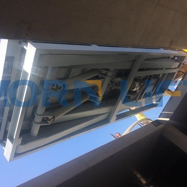 scissor dock lift in Switzerland