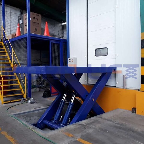 scissor lift table install in peru