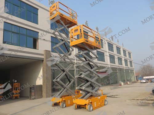 self-propelled scissor lift for Kuwait