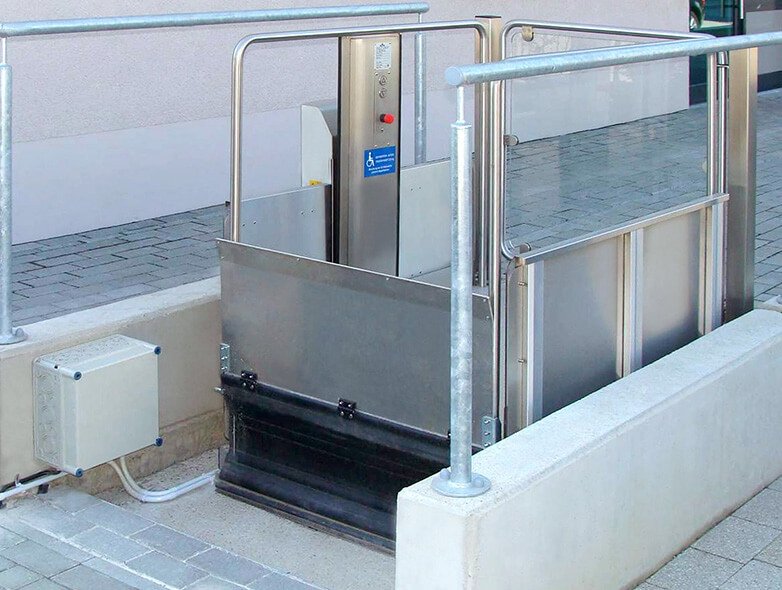 vertical platform lift