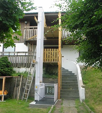 Vertical Platform Lift 2