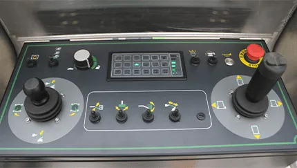 TELESCOPIC BOOM LIFT 2