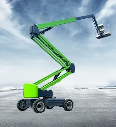 SELF-PROPELLED MAST LIFT 3