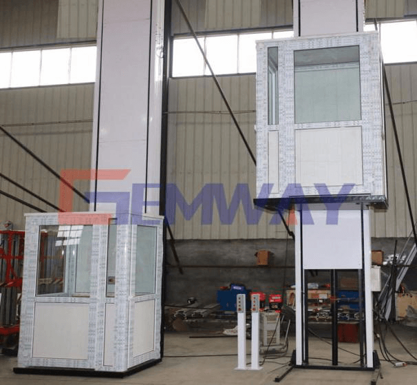 Enclosed wheelchair lift