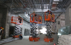 small scissor lift for indoor use6